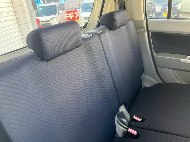 ワゴンＲ ＦＸリミテッド　インパネＣＶＴ　ＥＴＣ　スマートキー　プッシュスタート　セキュリティー　純正アルミホイール　ベンチシート　純正ＣＤデッキ（11枚目）