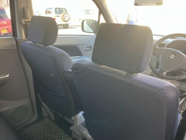 ワゴンＲ ＦＸリミテッド　インパネＣＶＴ　ＥＴＣ　スマートキー　プッシュスタート　セキュリティー　純正アルミホイール　ベンチシート　純正ＣＤデッキ（12枚目）