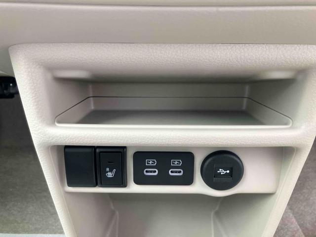 アルトラパンＬＣ ハイブリッドＬ　届出済未使用車　クリアランスソナー　レーンアシスト　衝突被害軽減システム　オートライト　ＬＥＤヘッドランプ　スマートキー　アイドリングストップ　電動格納ミラー　シートヒーター　ベンチシート　盗難防止（4枚目）