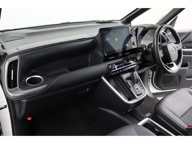 ノア ハイブリッドＳ－Ｚ　１年保証　当社試乗車　シートヒーター　フルセグ　メモリーナビ　ミュージックプレイヤー接続可　バックカメラ　衝突被害軽減システム　ＥＴＣ　両側電動スライド　ＬＥＤ　乗車定員７人　アイドリングストップ（22枚目）