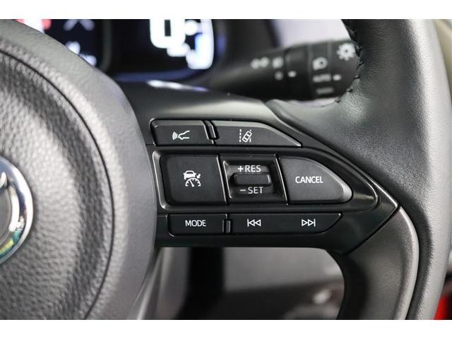 走りたいスピードでセットすれば一定速度で走行が出来るクルーズコントロール付き！高速道路でのドライブが快適になりますね♪