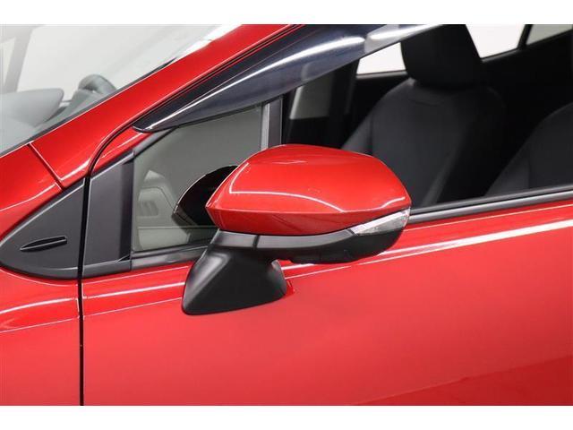 対向車からの視認性も良く安心してお乗りいただけるウィンカー付ドアミラー！