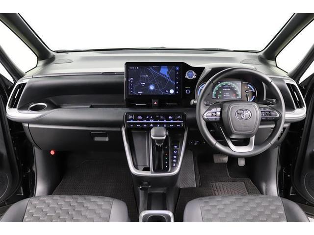 ヴォクシー ハイブリッドＳ－Ｚ　１年保証　ワンオーナ　後席モニター　フルセグ　メモリーナビ　ＤＶＤ再生　ミュージックプレイヤー接続可　シートヒーター　バックカメラ　衝突被害軽減システム　ＥＴＣ　両側電動スライド　ＬＥＤヘッドランプ（6枚目）