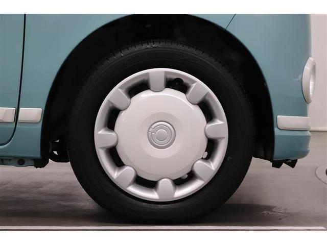 �X�`�[���z�C�[���Ƀz�C�[���L���b�v�𑕒����Ă��܂��B