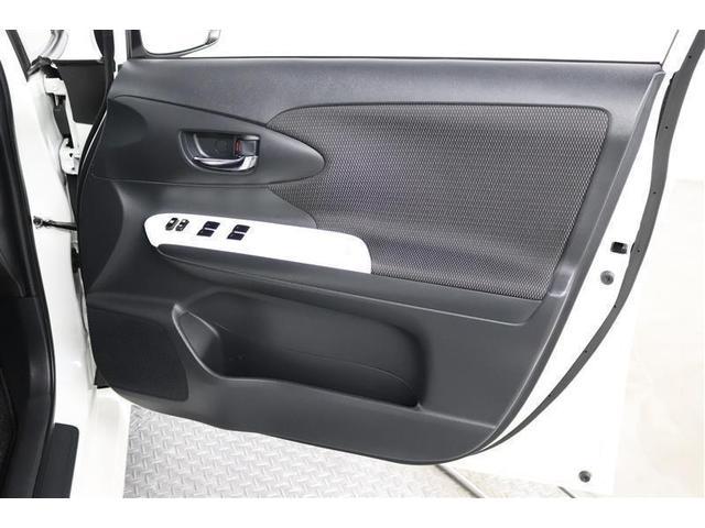 �h�A�|�P�b�g�Ƀ{�g���z���_�[���t���Ă���܂��I