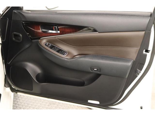 �p���[�V�[�g���ځB�����Ȓ�������y�ɂł��A�s�b�^���̃|�W�V�����ŉ^�]���邱�Ƃ��\�ł��B