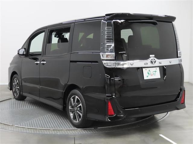 ヴォクシー ＺＳ　煌ＩＩＩ　１年保証　ワンオーナー　フルセグ　メモリーナビ　ＤＶＤ再生　ミュージックプレイヤー接続可　バックカメラ　衝突被害軽減システム　ＥＴＣ　両側電動スライド　ＬＥＤヘッドランプ　乗車定員７人　フルエアロ（5枚目）