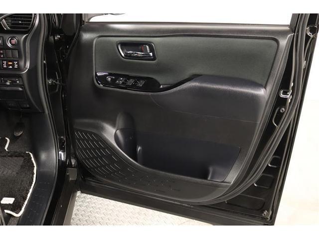 �h�A�|�P�b�g�Ƀ{�g���z���_�[���t���Ă���܂��I