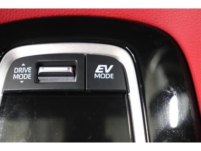 �Ïl���ɗD�ꂽ���K��ԂƐÂ��ȑ���������B����ɂd�u���[�h�ł̓��[�^�[�݂̂ł̑��s�ŃG���W������U�������������Ȃ����肪�y���߂܂��B