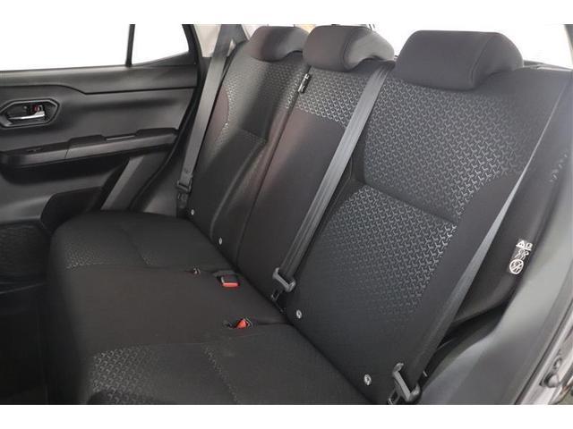 後席もクリーニング済みなのでお子様も安心して乗っていただけます。