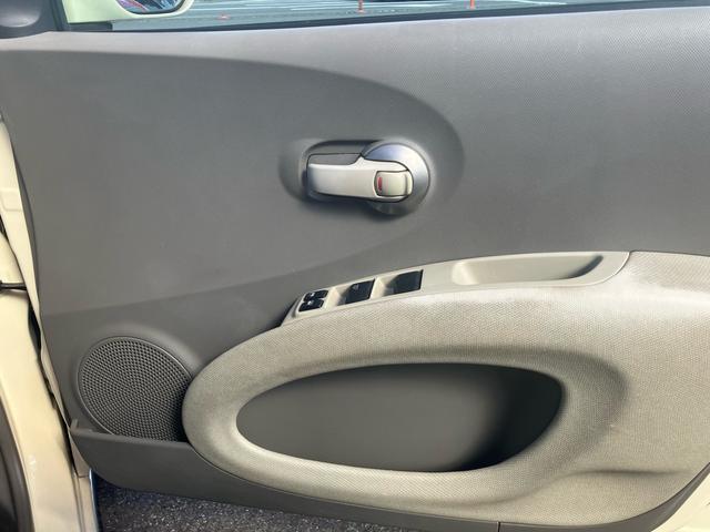 ビュート 　１２００　ＥＴＣ　メモリーナビ　フルセグＴＶ　Ｂｌｕｅｔｏｏｔｈオーディオ　電動格納ミラー　レザーシート　エアコン　パワーステアリング　パワーウィンドウ（18枚目）