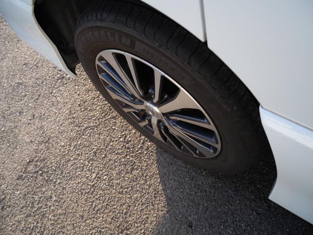 セレナ ハイウェイスター　Ｖセレ＋セーフティＩＩ　ＳＨＶ　アラウンドビューモニター　ナビ　フリップダウンモニター　フルセグ　両側電動スライドドア　オートエアコン　インテリジェントキー（11枚目）