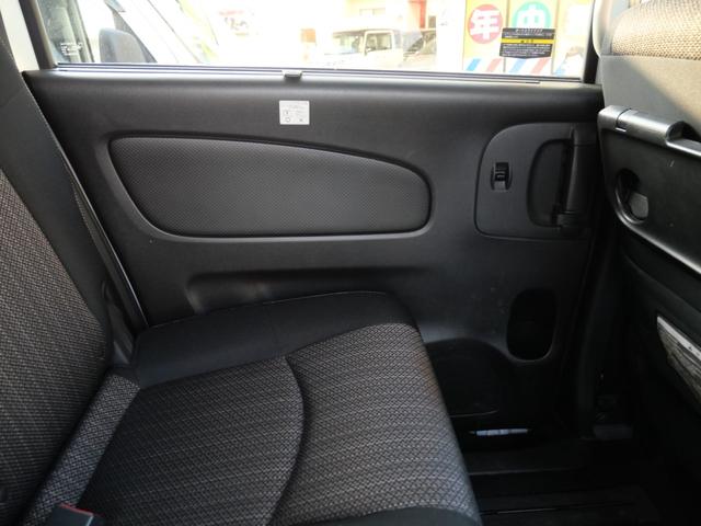 セレナ ハイウェイスター　Ｖセレ＋セーフティＩＩ　ＳＨＶ　アラウンドビューモニター　ナビ　フリップダウンモニター　フルセグ　両側電動スライドドア　オートエアコン　インテリジェントキー（13枚目）