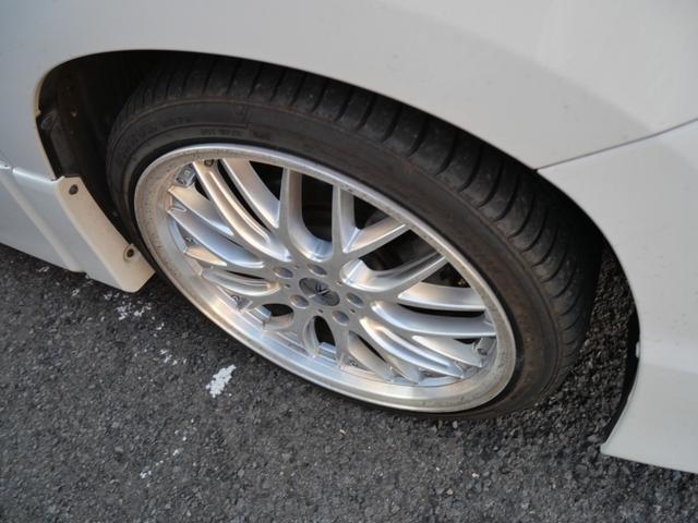 ヴェルファイア ２．４Ｚ　プラチナセレクションＩＩ　両側電動スライドドア　ナビ　フルセグ　フリップダウンモニター　ＥＴＣ　ドライブレコーダー　スマートキー　プッシュスタート　パーキングセンサー　トラクションコントロール（8枚目）