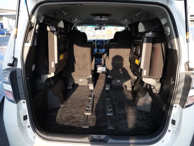 ヴェルファイア ２．４Ｚ　プラチナセレクションＩＩ　両側電動スライドドア　ナビ　フルセグ　フリップダウンモニター　ＥＴＣ　ドライブレコーダー　スマートキー　プッシュスタート　パーキングセンサー　トラクションコントロール（17枚目）