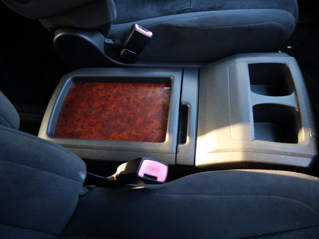 ヴェルファイア ２．４Ｚ　プラチナセレクションＩＩ　両側電動スライドドア　ナビ　フルセグ　フリップダウンモニター　ＥＴＣ　ドライブレコーダー　スマートキー　プッシュスタート　パーキングセンサー　トラクションコントロール（30枚目）