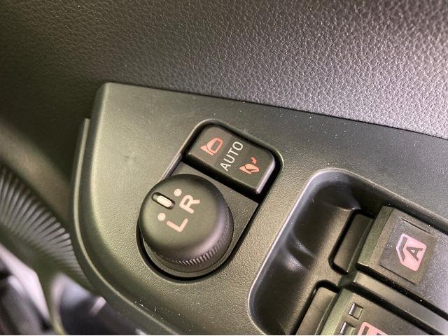 LリミテッドSA3 パノラマ対応ナビ装着用UPグレードパック/両側パワースライドドア/プッシュスタート/LED/両側電動スライドドア/車線逸脱防止支援システム/パーキングアシスト バックガイド LEDヘッドランプ(16枚目)