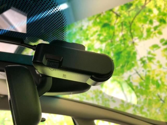 フィット １３Ｇ・Ｓホンダセンシング　新品タイヤ／純正　ＳＤナビ／ホンダセンシング／Ｂｌｕｅｔｏｏｔｈ接続／ＥＴＣ／ＥＢＤ付ＡＢＳ／横滑り防止装置／アイドリングストップ／クルーズコントロール／バックモニター／禁煙車／エアバッグ　サイド（14枚目）