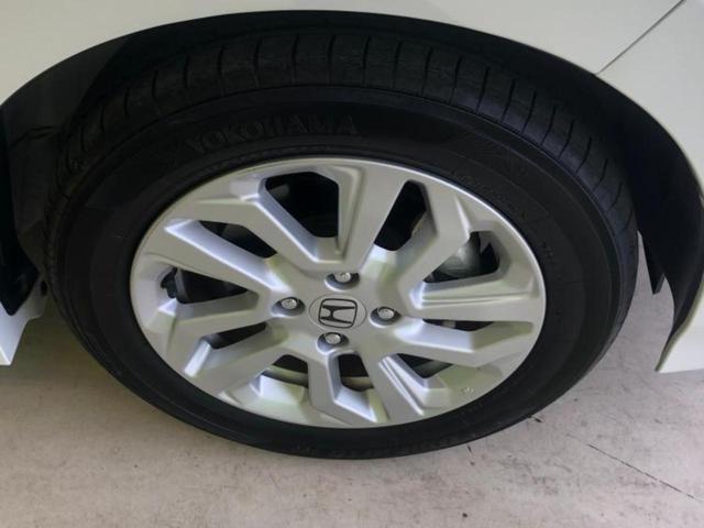 フィット １３Ｇ・Ｓホンダセンシング　新品タイヤ／純正　ＳＤナビ／ホンダセンシング／Ｂｌｕｅｔｏｏｔｈ接続／ＥＴＣ／ＥＢＤ付ＡＢＳ／横滑り防止装置／アイドリングストップ／クルーズコントロール／バックモニター／禁煙車／エアバッグ　サイド（42枚目）