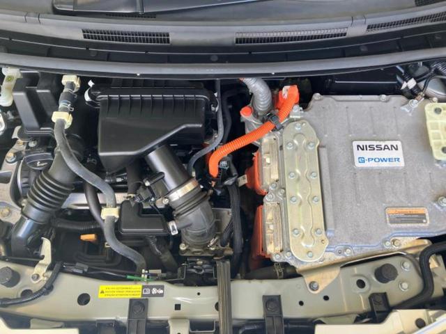 ノート ｅパワーＸ　Ｖセレクション　新品タイヤ／インテリジェントルームミラー／衝突安全装置／全方位モニター／車線逸脱防止支援システム／パーキングアシスト　バックガイド／ヘッドランプ　ＬＥＤ／Ｂｌｕｅｔｏｏｔｈ接続　衝突被害軽減システム（37枚目）