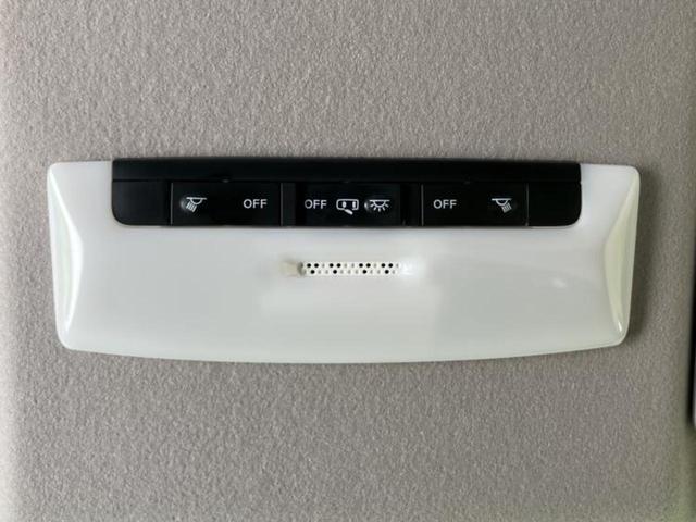 セレナ ｅパワーハイウェイスターＶ　保証書／純正　１０インチ　メモリーナビ／フリップダウンモニター　純正　１１インチ／エマージェンシーブレーキ／ハンズフリー両側電動スライドドア／アラウンドビューモニター／車線逸脱防止支援システム（14枚目）