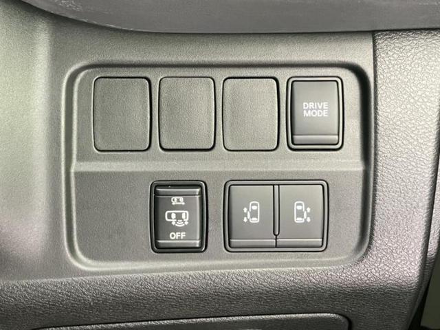 セレナ ｅパワーハイウェイスターＶ　保証書／純正　１０インチ　メモリーナビ／フリップダウンモニター　純正　１１インチ／エマージェンシーブレーキ／ハンズフリー両側電動スライドドア／アラウンドビューモニター／車線逸脱防止支援システム（26枚目）