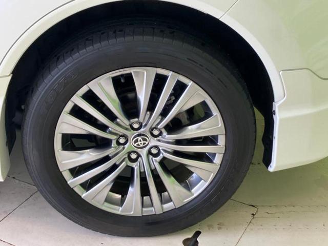 ハリアーハイブリッド ４ＷＤ　Ｚレザーパッケージ　新品タイヤ／サンルーフ／純正エアロ／ＪＢＬ／保証書／純正　ＳＤナビ／デジタルインナーミラー／衝突安全装置／シートヒーター／パノラミックビューモニター／車線逸脱防止支援システム／シート　合皮　フルエアロ（43枚目）