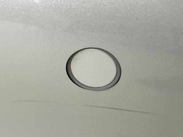 プリウス Ｚ　新品タイヤ／保証書／ディスプレイオーディオ＋ナビ１２．３インチ／デジタルインナーミラー／トヨタセーフティセンス／シートヒーター／全方位モニター／車線逸脱防止支援システム／シート　合皮　全周囲カメラ（17枚目）