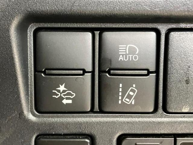 ヴォクシー ＺＳキラメキ　保証書／純正　１０インチ　ＳＤナビ／フリップダウンモニター／衝突安全装置／両側電動スライドドア／車線逸脱防止支援システム／ヘッドランプ　ＬＥＤ／Ｂｌｕｅｔｏｏｔｈ接続／ＥＴＣ／ＥＢＤ付ＡＢＳ　禁煙車（29枚目）