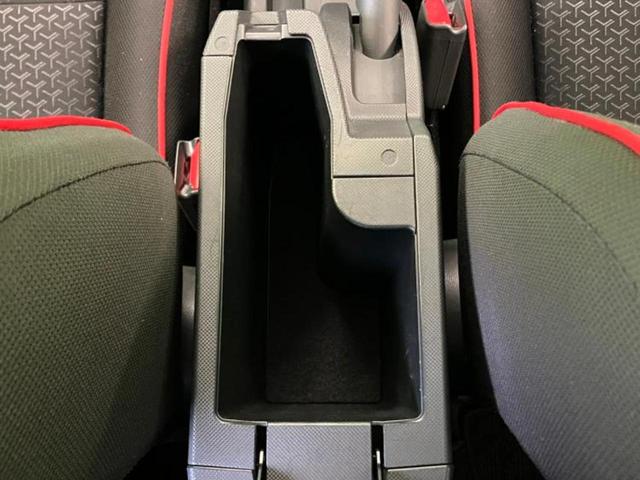 ライズ Ｚ　新品タイヤ／保証書／純正　９インチ　ＳＤナビ／トヨタセーフティセンス／シートヒーター／車線逸脱防止支援システム／パーキングアシスト　バックガイド／ヘッドランプ　ＬＥＤ／ＵＳＢジャック　バックカメラ（19枚目）