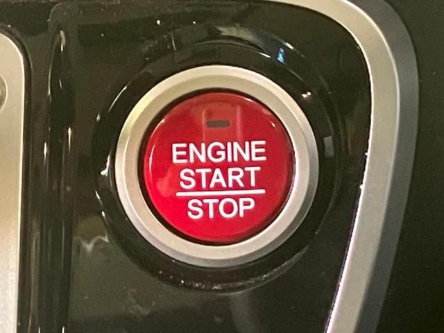 N-BOX G SSパッケージ 新品タイヤ/純正 SDナビ/両側電動スライドドア/シートヒーター 運転席/パーキングアシスト バックガイド/ヘッドランプ HID/Bluetooth接続/ETC/EBD付ABS バックカメラ 禁煙車(11枚目)