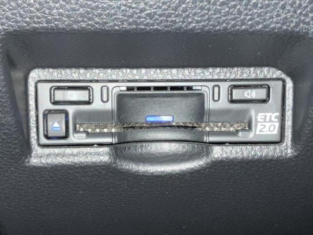 ノア ハイブリッドS-Z 新品タイヤ/保証書/ディスプレイオーディオ+ナビ10インチ/フリップダウンモニター/衝突安全装置/両側電動スライドドア/シートヒーター/車線逸脱防止支援システム/シート ハーフレザー バックカメラ(11枚目)