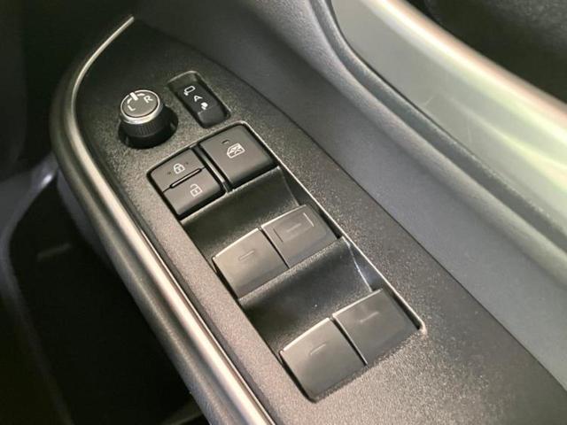 ノア ハイブリッドS-Z 新品タイヤ/保証書/ディスプレイオーディオ+ナビ10インチ/フリップダウンモニター/衝突安全装置/両側電動スライドドア/シートヒーター/車線逸脱防止支援システム/シート ハーフレザー バックカメラ(18枚目)