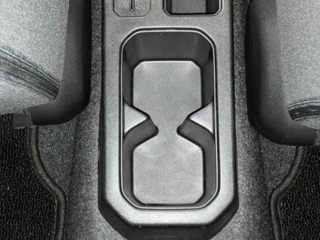 ジムニー 4WD XC 新品タイヤ/保証書/社外 8インチ SDナビ/衝突安全装置/シートヒーター/車線逸脱防止支援システム/ヘッドランプ LED/Bluetooth接続/ETC/ABS/横滑り防止装置 衝突被害軽減システム(19枚目)