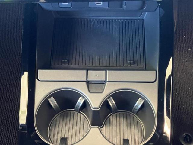 プリウス ４ＷＤ　Ｚ　保証書／ディスプレイオーディオ＋ナビ１１インチ／デジタルインナーミラー／衝突安全装置／シートヒーター　前席／全方位モニター／車線逸脱防止支援システム／シート　合皮　衝突被害軽減システム　全周囲カメラ（19枚目）