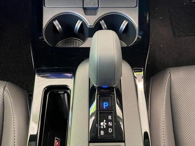 プリウス ４ＷＤ　Ｚ　保証書／ディスプレイオーディオ＋ナビ１１インチ／デジタルインナーミラー／衝突安全装置／シートヒーター　前席／全方位モニター／車線逸脱防止支援システム／シート　合皮　衝突被害軽減システム　全周囲カメラ（29枚目）