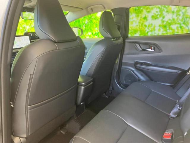 プリウス ４ＷＤ　Ｚ　保証書／ディスプレイオーディオ＋ナビ１１インチ／デジタルインナーミラー／衝突安全装置／シートヒーター　前席／全方位モニター／車線逸脱防止支援システム／シート　合皮　衝突被害軽減システム　全周囲カメラ（32枚目）