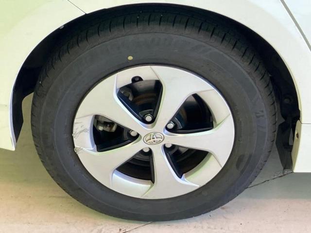 プリウス Ｓ　新品タイヤ／保証書／純正　ＳＤナビ／Ｂｌｕｅｔｏｏｔｈ接続／ＥＴＣ／ＥＢＤ付ＡＢＳ／横滑り防止装置／アイドリングストップ／バックモニター／フルセグＴＶ／エアバッグ　運転席／エアバッグ　助手席（41枚目）