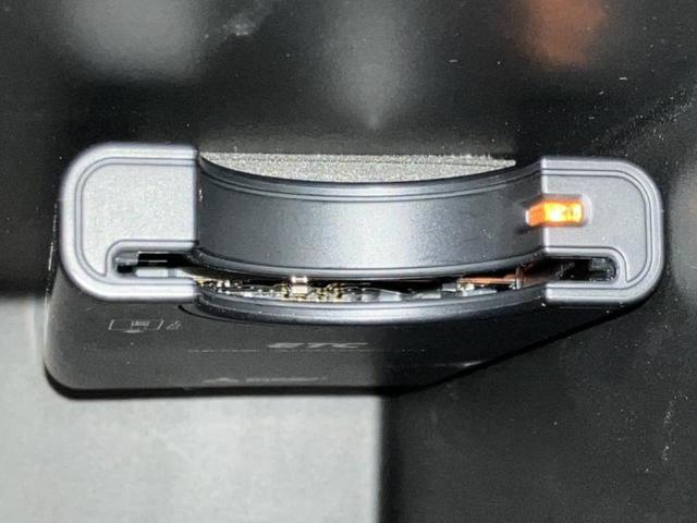 ルーテシア インテンス 新品タイヤ/ディスプレイオーディオ/衝突安全装置/車線逸脱防止支援システム/シート ハーフレザー/ヘッドランプ LED/Bluetooth接続/ETC/EBD付ABS/横滑り防止装置 バックカメラ(11枚目)