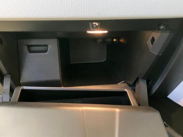 ルーテシア インテンス 新品タイヤ/ディスプレイオーディオ/衝突安全装置/車線逸脱防止支援システム/シート ハーフレザー/ヘッドランプ LED/Bluetooth接続/ETC/EBD付ABS/横滑り防止装置 バックカメラ(19枚目)