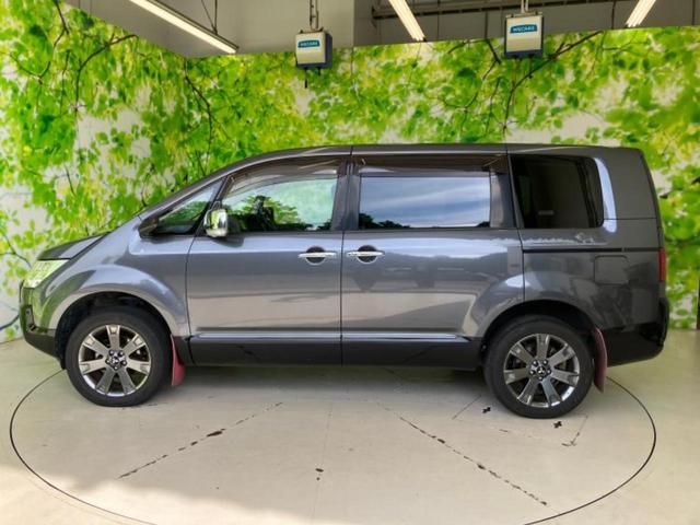 デリカＤ：５ ４ＷＤジャスパー　新品タイヤ／保証書／社外　ＳＤナビ／フリップダウンモニター／両側電動スライドドア／シート　ハーフレザー／ヘッドランプ　ＨＩＤ／Ｂｌｕｅｔｏｏｔｈ接続／ＥＴＣ／ＥＢＤ付ＡＢＳ／横滑り防止装置　電動シート（2枚目）