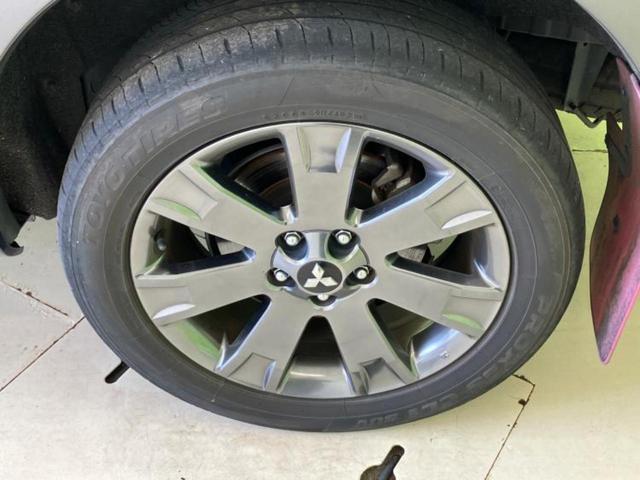 デリカＤ：５ ４ＷＤジャスパー　新品タイヤ／保証書／社外　ＳＤナビ／フリップダウンモニター／両側電動スライドドア／シート　ハーフレザー／ヘッドランプ　ＨＩＤ／Ｂｌｕｅｔｏｏｔｈ接続／ＥＴＣ／ＥＢＤ付ＡＢＳ／横滑り防止装置　電動シート（40枚目）