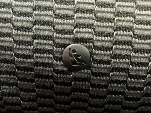 マーチ Ｘ　Ｖセレクション　新品タイヤ／保証書／純正　ＳＤナビ／Ｂｌｕｅｔｏｏｔｈ接続／ＥＴＣ／ＥＢＤ付ＡＢＳ／アイドリングストップ／バックモニター／フルセグＴＶ／エアバッグ　運転席／エアバッグ　助手席／パワーウインドウ　記録簿（14枚目）