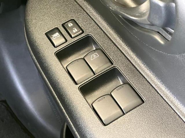 マーチ Ｘ　Ｖセレクション　新品タイヤ／保証書／純正　ＳＤナビ／Ｂｌｕｅｔｏｏｔｈ接続／ＥＴＣ／ＥＢＤ付ＡＢＳ／アイドリングストップ／バックモニター／フルセグＴＶ／エアバッグ　運転席／エアバッグ　助手席／パワーウインドウ　記録簿（17枚目）