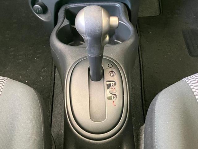 マーチ Ｘ　Ｖセレクション　新品タイヤ／保証書／純正　ＳＤナビ／Ｂｌｕｅｔｏｏｔｈ接続／ＥＴＣ／ＥＢＤ付ＡＢＳ／アイドリングストップ／バックモニター／フルセグＴＶ／エアバッグ　運転席／エアバッグ　助手席／パワーウインドウ　記録簿（19枚目）