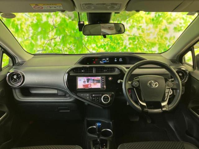 アクア クロスオーバー　純正　ＳＤナビ／トヨタセーフティセンス／車線逸脱防止支援システム／シート　ハーフレザー／ドライブレコーダー　純正／Ｂｌｕｅｔｏｏｔｈ接続／ＥＴＣ／ＥＢＤ付ＡＢＳ／横滑り防止装置／バックモニター（4枚目）