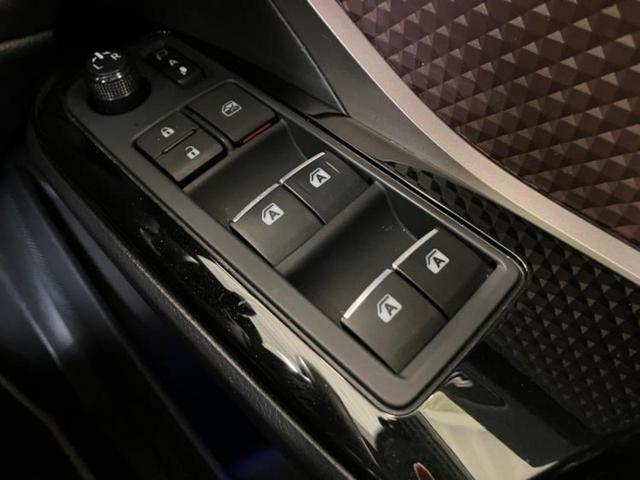 Ｃ－ＨＲ Ｇ　ＬＥＤエディション　新品タイヤ／社外エアロ／保証書／純正　９インチ　ＳＤナビ／衝突安全装置／シートヒーター／車線逸脱防止支援システム／シート　ハーフレザー／ヘッドランプ　ＬＥＤ／Ｂｌｕｅｔｏｏｔｈ接続／ＥＴＣ　記録簿（18枚目）