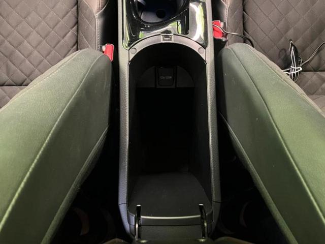 Ｃ－ＨＲ Ｇ　ＬＥＤエディション　新品タイヤ／社外エアロ／保証書／純正　９インチ　ＳＤナビ／衝突安全装置／シートヒーター／車線逸脱防止支援システム／シート　ハーフレザー／ヘッドランプ　ＬＥＤ／Ｂｌｕｅｔｏｏｔｈ接続／ＥＴＣ　記録簿（19枚目）