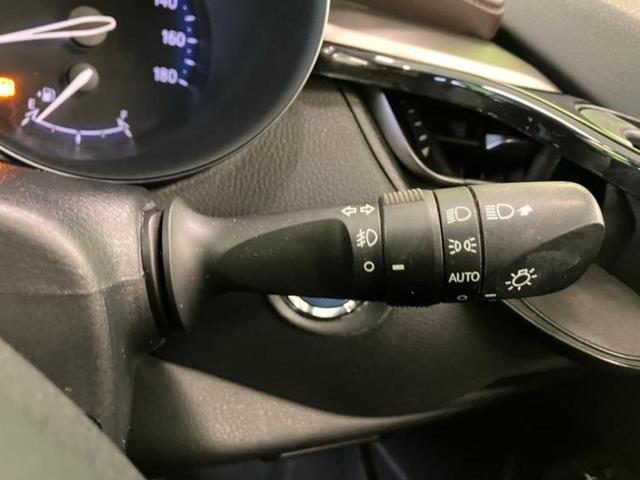 Ｃ－ＨＲ Ｇ　ＬＥＤエディション　新品タイヤ／社外エアロ／保証書／純正　９インチ　ＳＤナビ／衝突安全装置／シートヒーター／車線逸脱防止支援システム／シート　ハーフレザー／ヘッドランプ　ＬＥＤ／Ｂｌｕｅｔｏｏｔｈ接続／ＥＴＣ　記録簿（24枚目）