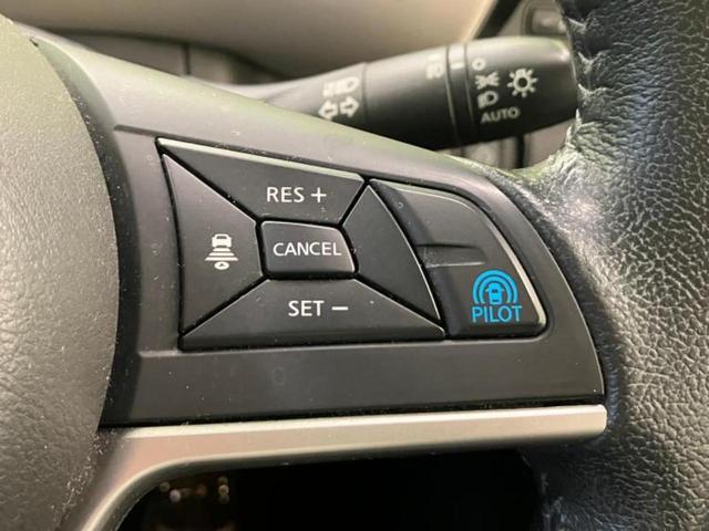 セレナ ハイウェイスターＶセレクション　保証書／純正　９インチ　ＳＤナビ／フリップダウンモニター　純正　１１インチ／インテリジェントルームミラー／エマージェンシーブレーキ／両側電動スライドドア／車線逸脱防止支援システム／プロパイロット（28枚目）